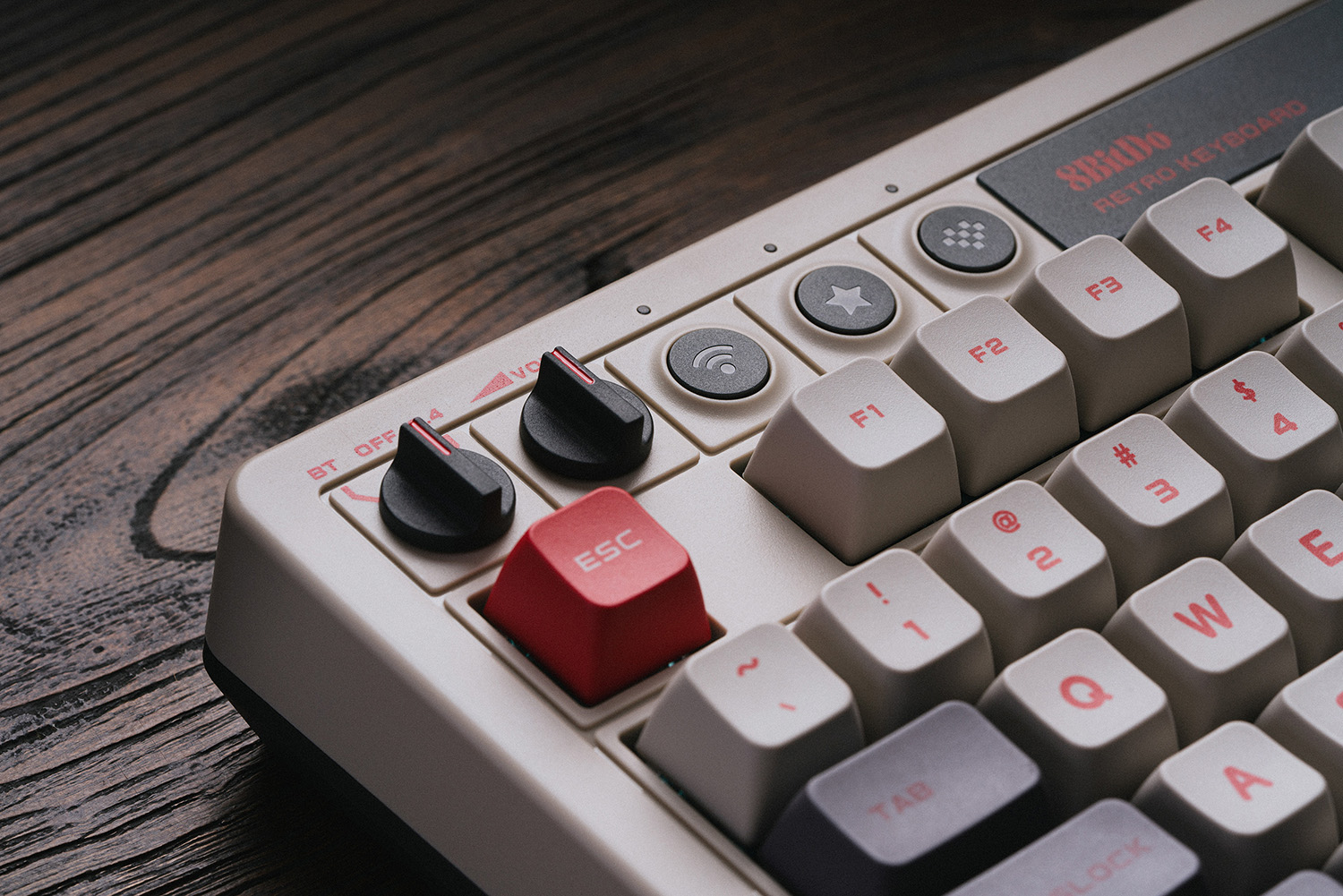 Klawiatura mechaniczna 8Bitdo  – Retro Pc Gaming recenzja i cena